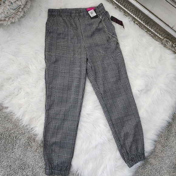 Shosho Plaid Chain Joggers Size Medium. New. - Picture 1 of 6